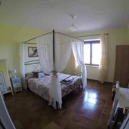 La Pischera Bed & Breakfast